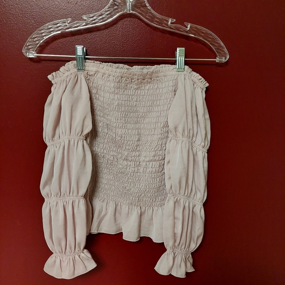 NWT Express Off The Shoulder Light Pink Long Statement Sleeves Top - Size XS - Picture 5 of 5